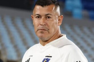 Jorge Almirón: Clave en el Éxito de Colo Colo 2025