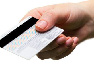 Últimas horas para obtener tarjeta de regalo al contratar seguro automotriz