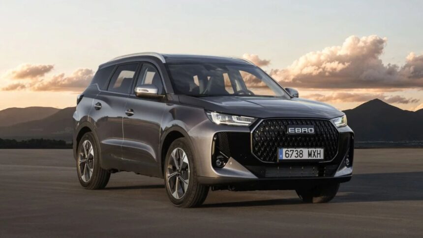 EBRO presenta su nuevo SUV S700 y anuncia planes de expansión