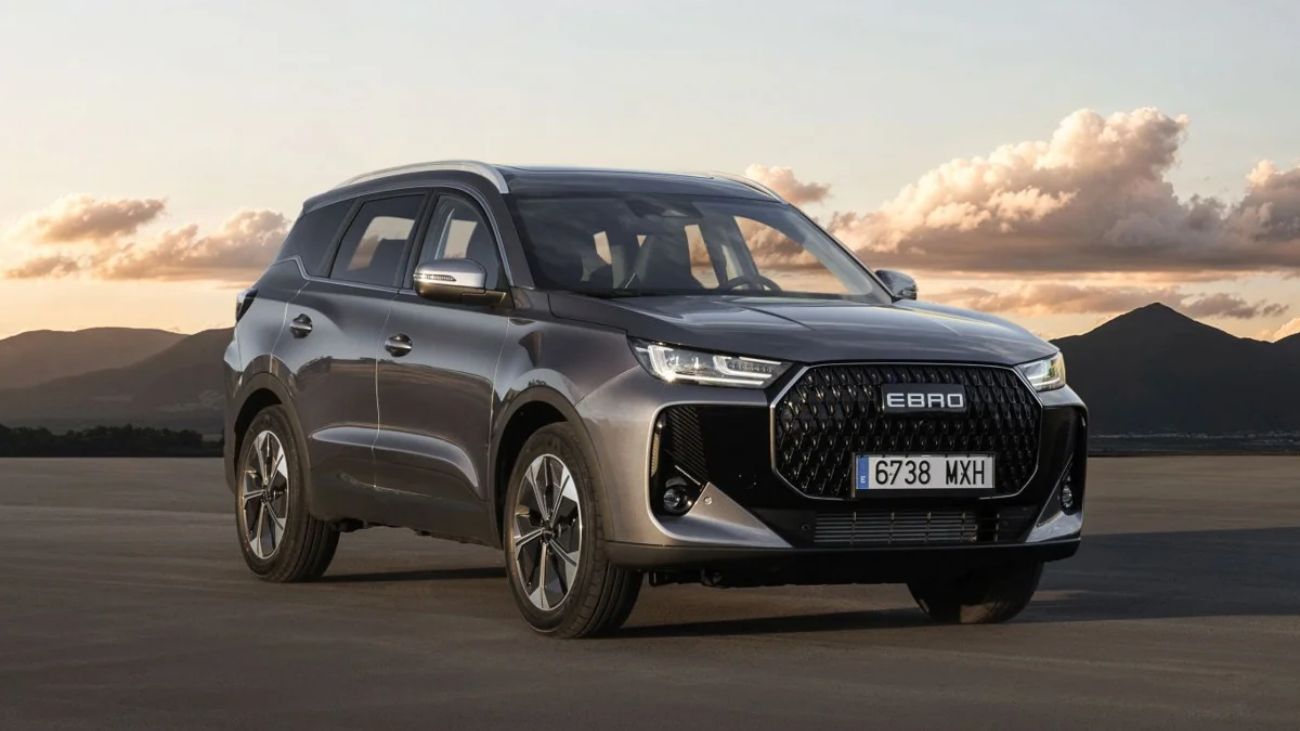 EBRO presenta su nuevo SUV S700 y anuncia planes de expansión