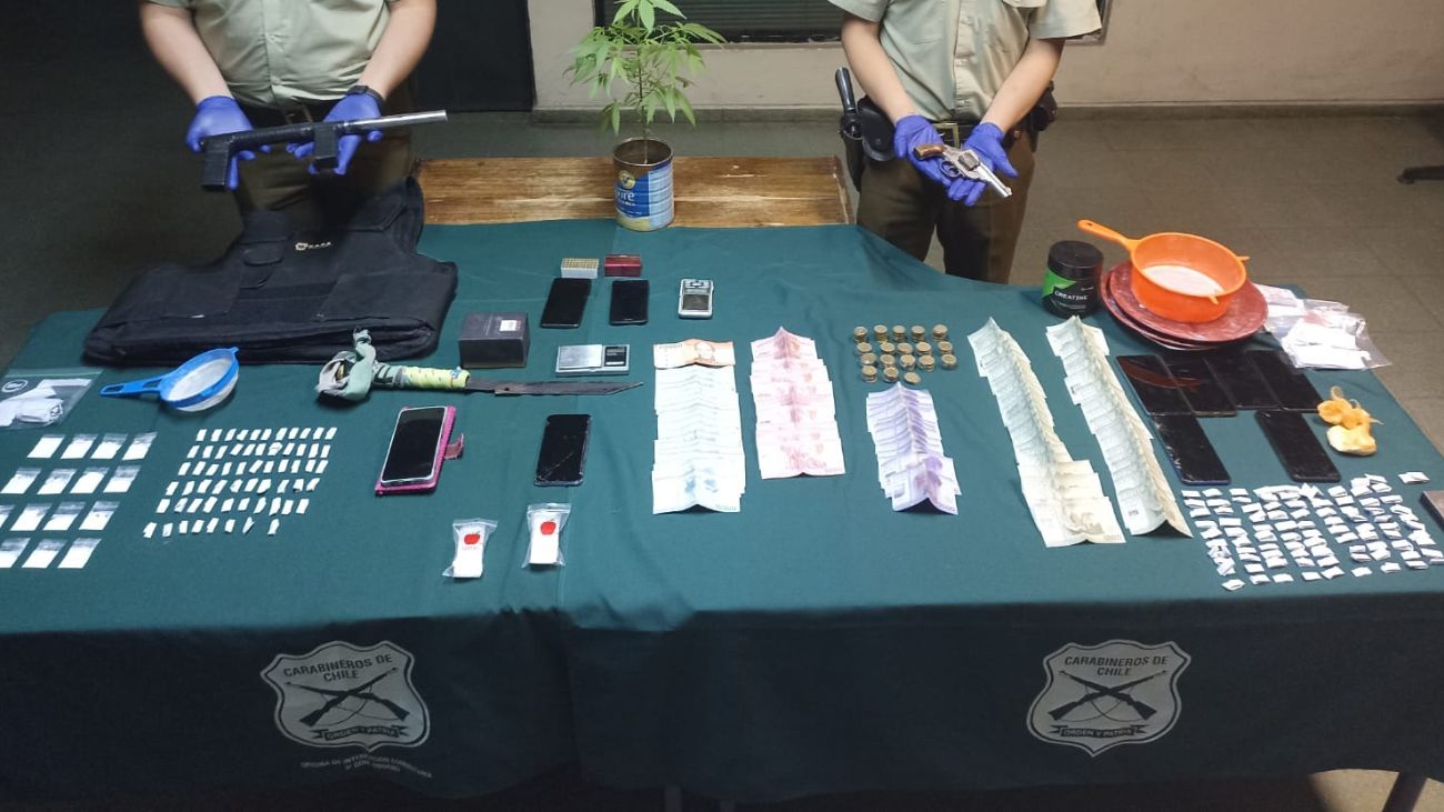 Operación policial en campamento de Rahue Alto: 8 detenidos por microtráfico Operación policial en campamento de Rahue Alto: 8 detenidos por microtráfico