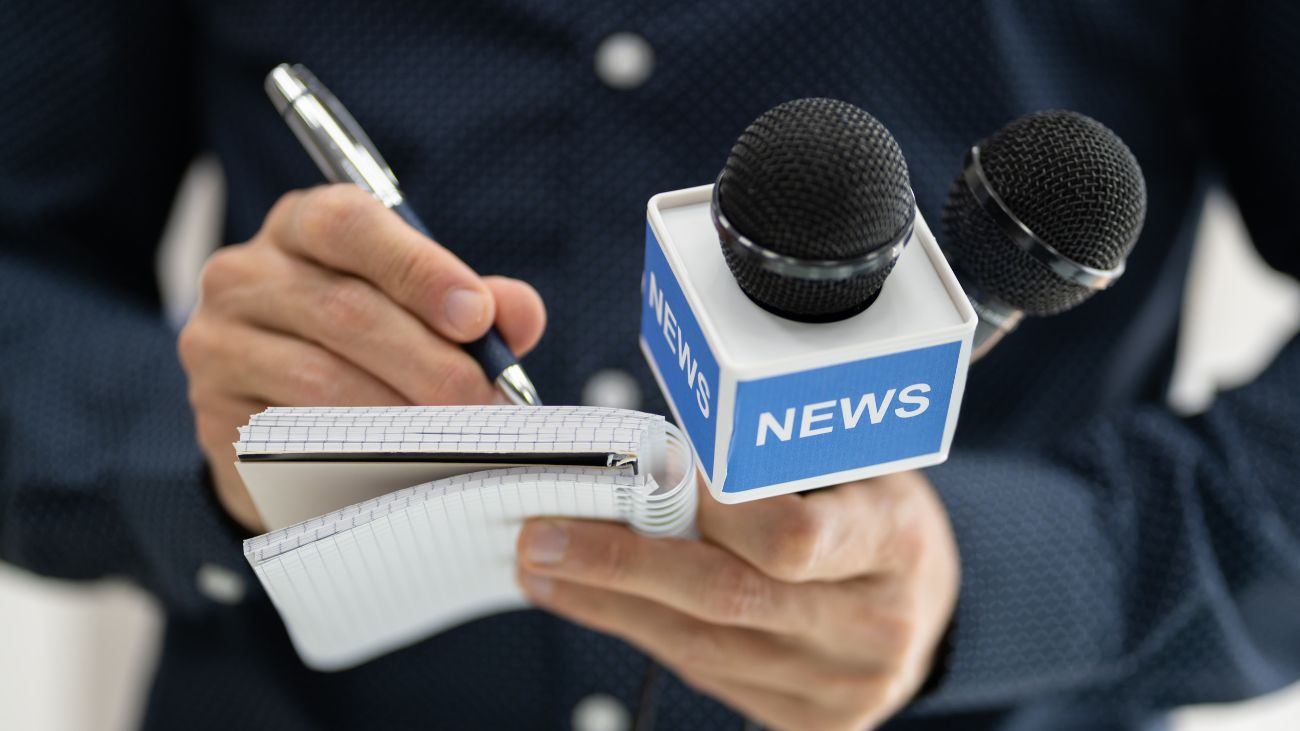 Polémica por contratación excesiva de periodistas en Ministerio de Gobierno Polémica por contratación excesiva de periodistas en Ministerio de Gobierno
