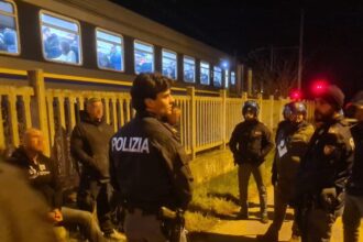 Emboscada Ultras Udinese: Conflictos en Tren con Hinchas Venecia
