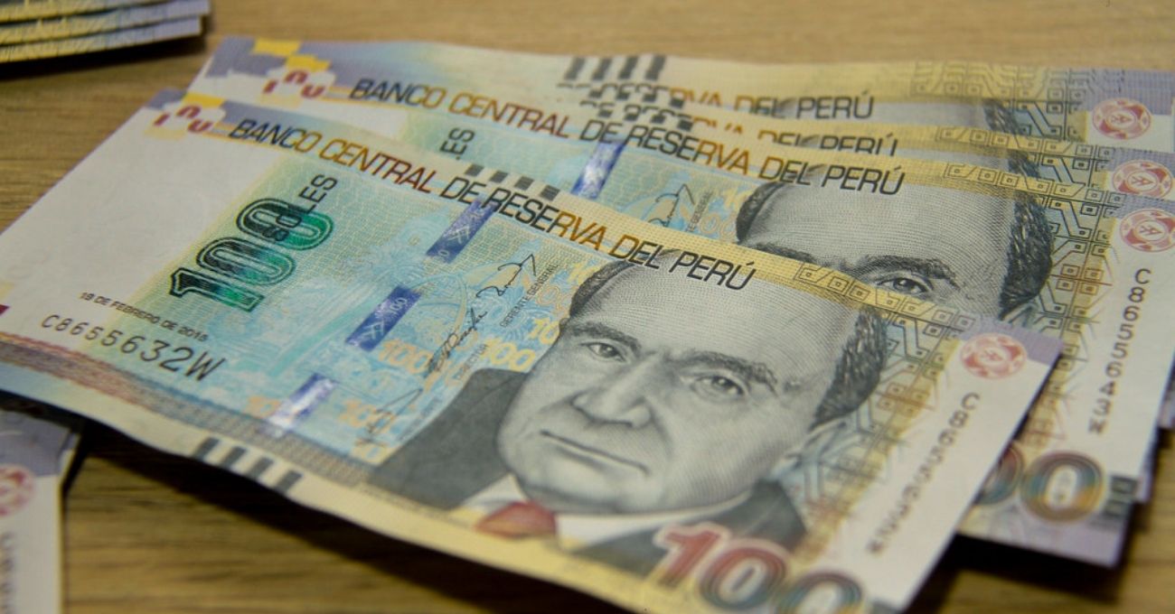 Sol peruano se mantiene estable ante incertidumbre comercial: $3,67 soporte clave