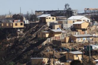 Avance lento en reconstrucción tras incendio en Valparaíso preocupa a familias
