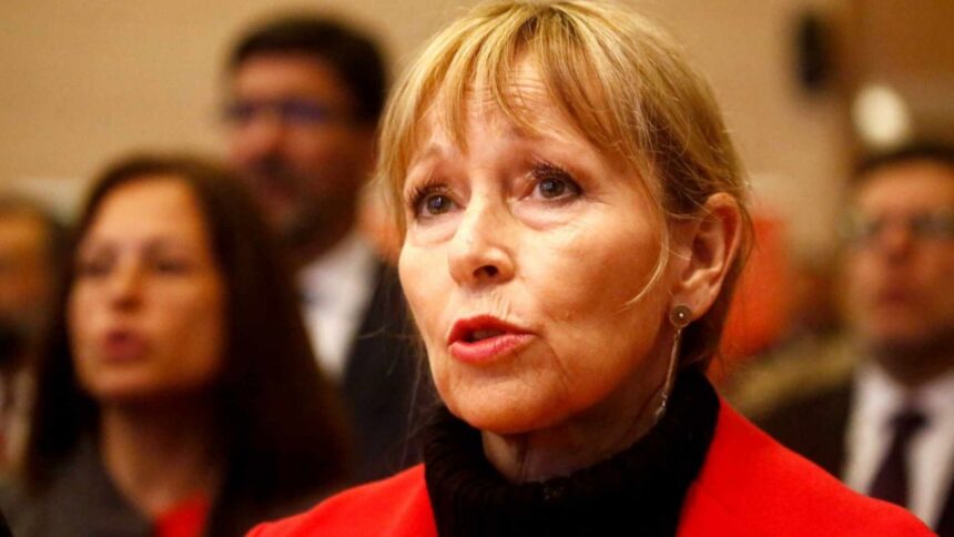 Diputados de la UDI proponen reforma para destituir autoridades consumidoras de drogas