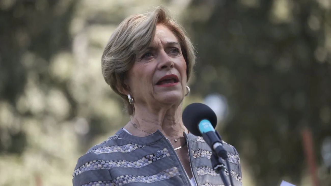 Evelyn Matthei lidera preferencias presidenciales según encuesta Pulso Ciudadano Evelyn Matthei lidera preferencias presidenciales según encuesta Pulso Ciudadano