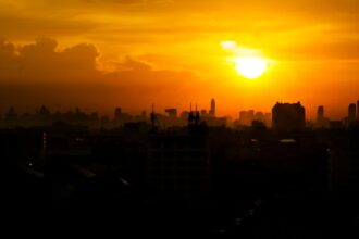 Aviso de altas temperaturas en cinco regiones de Chile: detalles y recomendaciones