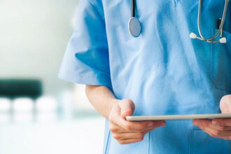 La IA revoluciona la medicina: diagnósticos precisos y atención eficaz