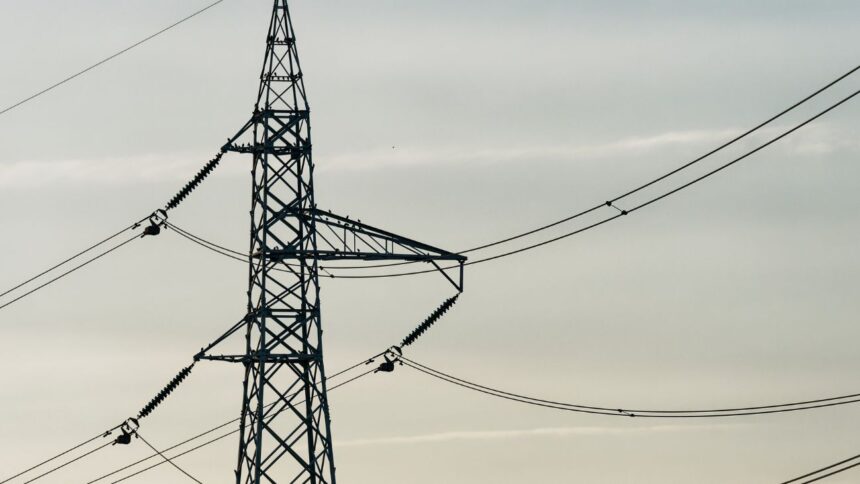 Nueva línea de transmisión energética en Chile: un hito de 105,6 millones de dólares
