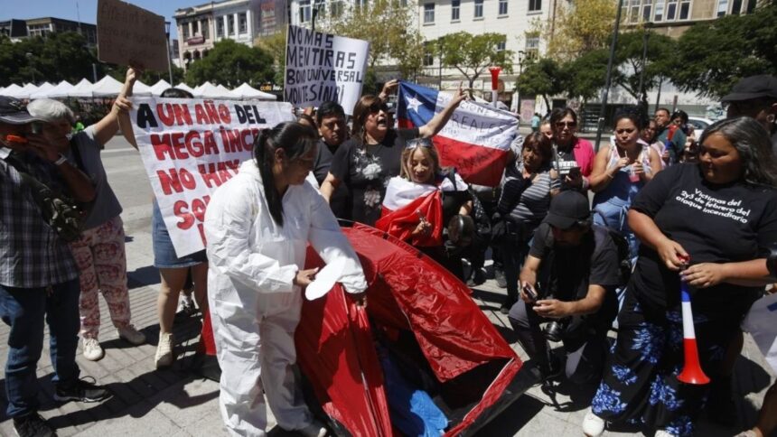 Huelga de hambre en Viña del Mar por reconstrucción tras incendio
