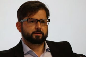 Gabriel Boric: acusaciones de fraude y dictadura en Venezuela