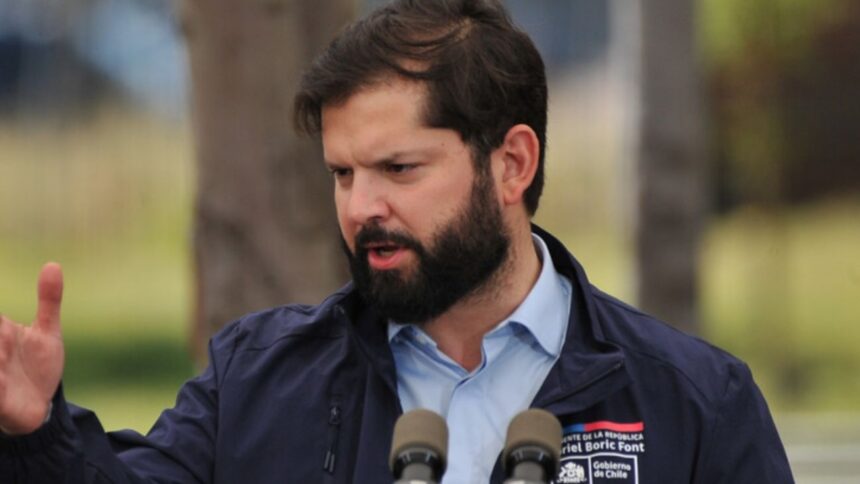 Presidente Gabriel Boric destaca crecimiento económico en Chile a pesar de críticas