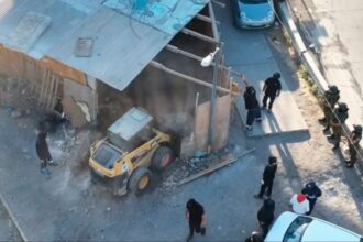 Operativo en Maipú: Demolición de campamentos y fiscalización migratoria