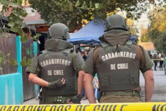 Policía se defiende con disparos en enfrentamiento con agresor armado