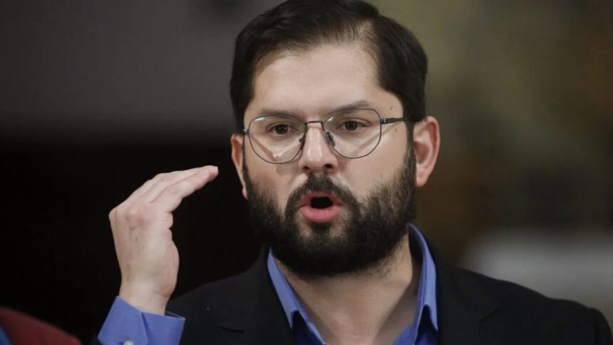 Presidente Gabriel Boric instado a someterse al test de drogas