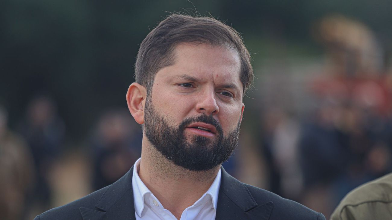 Presidente Gabriel Boric aún sin responder a preguntas clave de la CEI