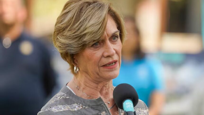 Evelyn Matthei lidera preferencias en nuevo estudio presidencial de febrero