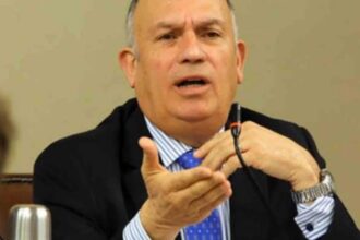 Desinformación en la política: El peligro de compartir información falsa