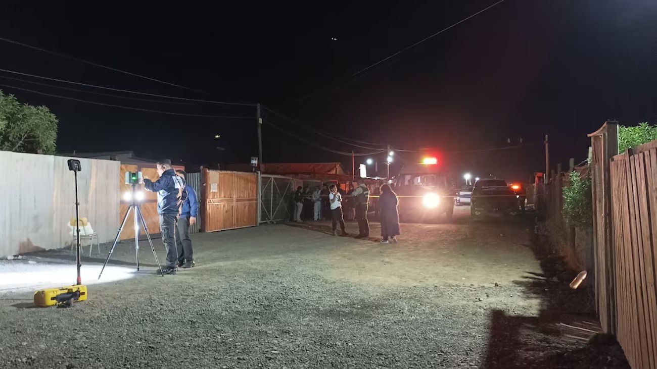 Violencia mortal en toma Alto Isla de Batuco, Lampa: investigan asesinato Violencia mortal en toma Alto Isla de Batuco, Lampa: investigan asesinato