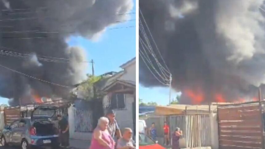 Incendio en La Granja: Bomberos trabajan para controlar siniestro estructural