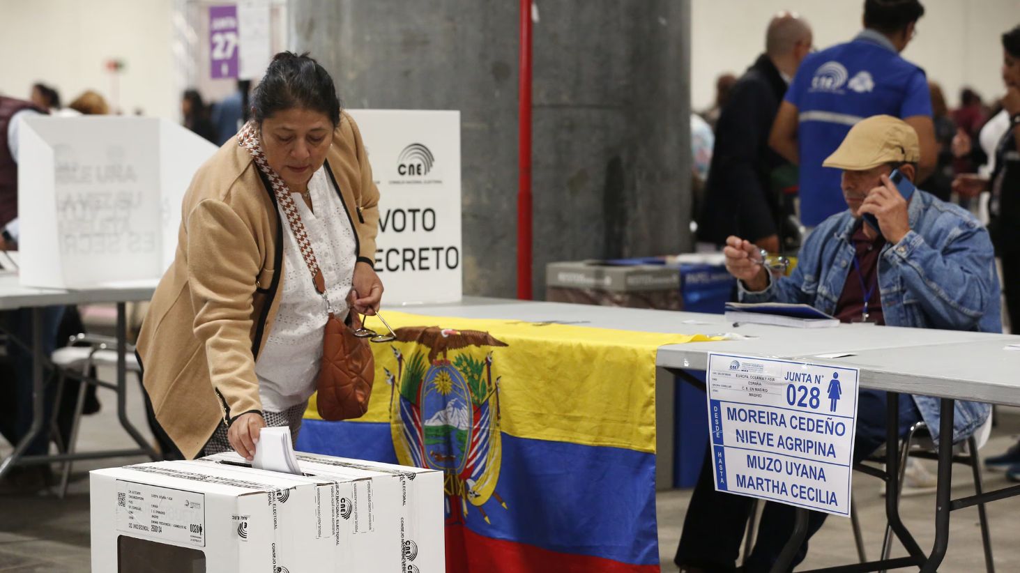 Elecciones en Ecuador: violencia e incertidumbre marcan proceso electoral Elecciones en Ecuador: violencia e incertidumbre marcan proceso electoral