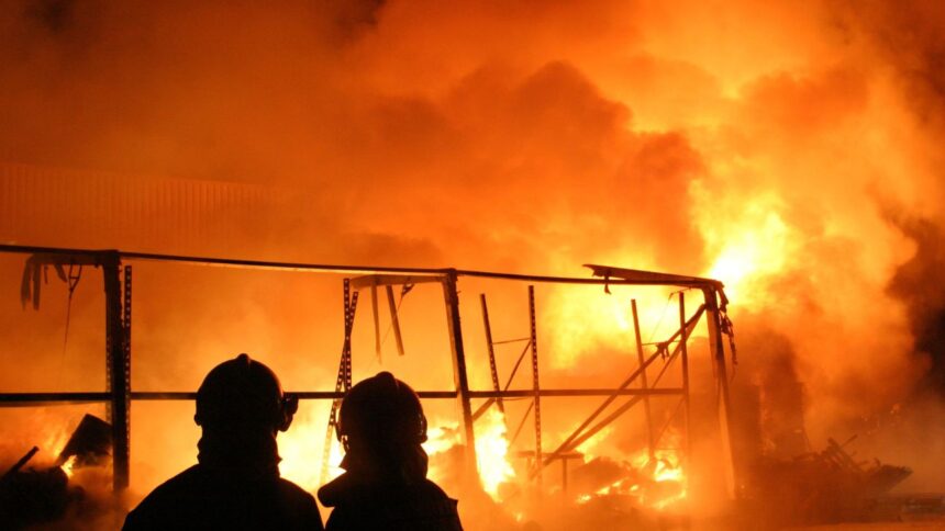 Impactantes incendios forestales en el sur de Chile: más de 9 mil hectáreas arrasadas