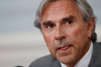 Senador Moreira acusa a Catalina Pérez de corrupción grave