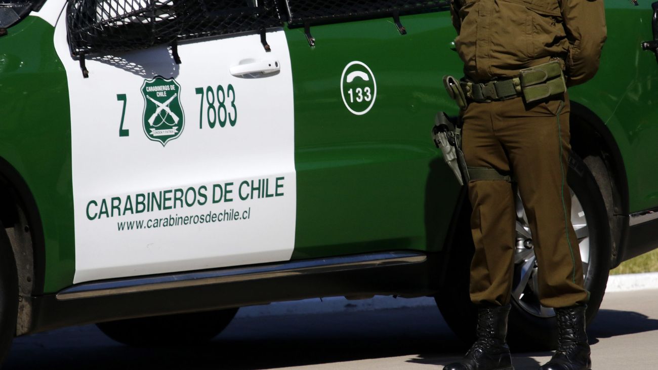 Mujer detenida por ataque con cuchillo en supermercado de Buin Mujer detenida por ataque con cuchillo en supermercado de Buin