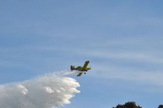 Incendio en Valdivia: posible causa eléctrica y movilización de recursos