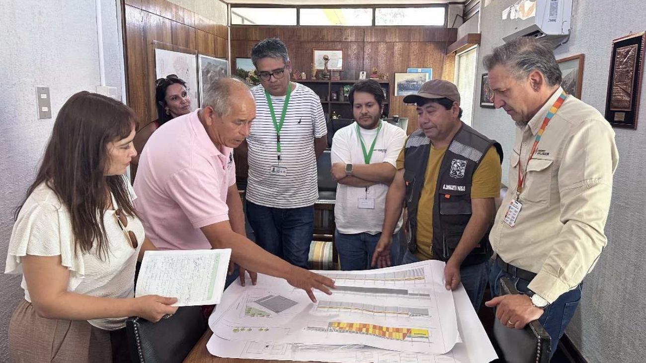 Expansión de servicios municipales en El Salvador gracias a alianza con Codelco Salvador Expansión de servicios municipales en El Salvador gracias a alianza con Codelco Salvador