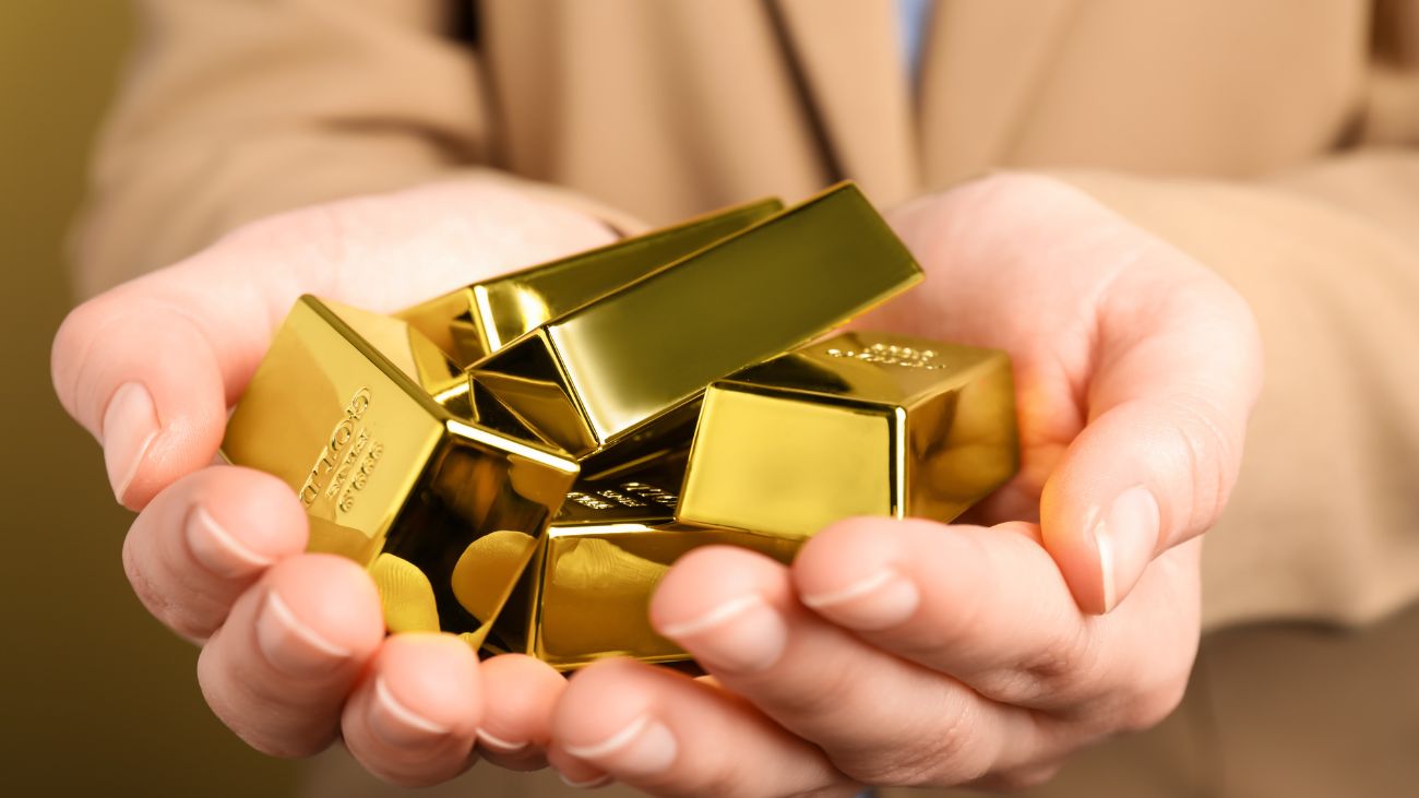 El oro alcanza su máximo histórico con un valor de $2,918.00 por onza