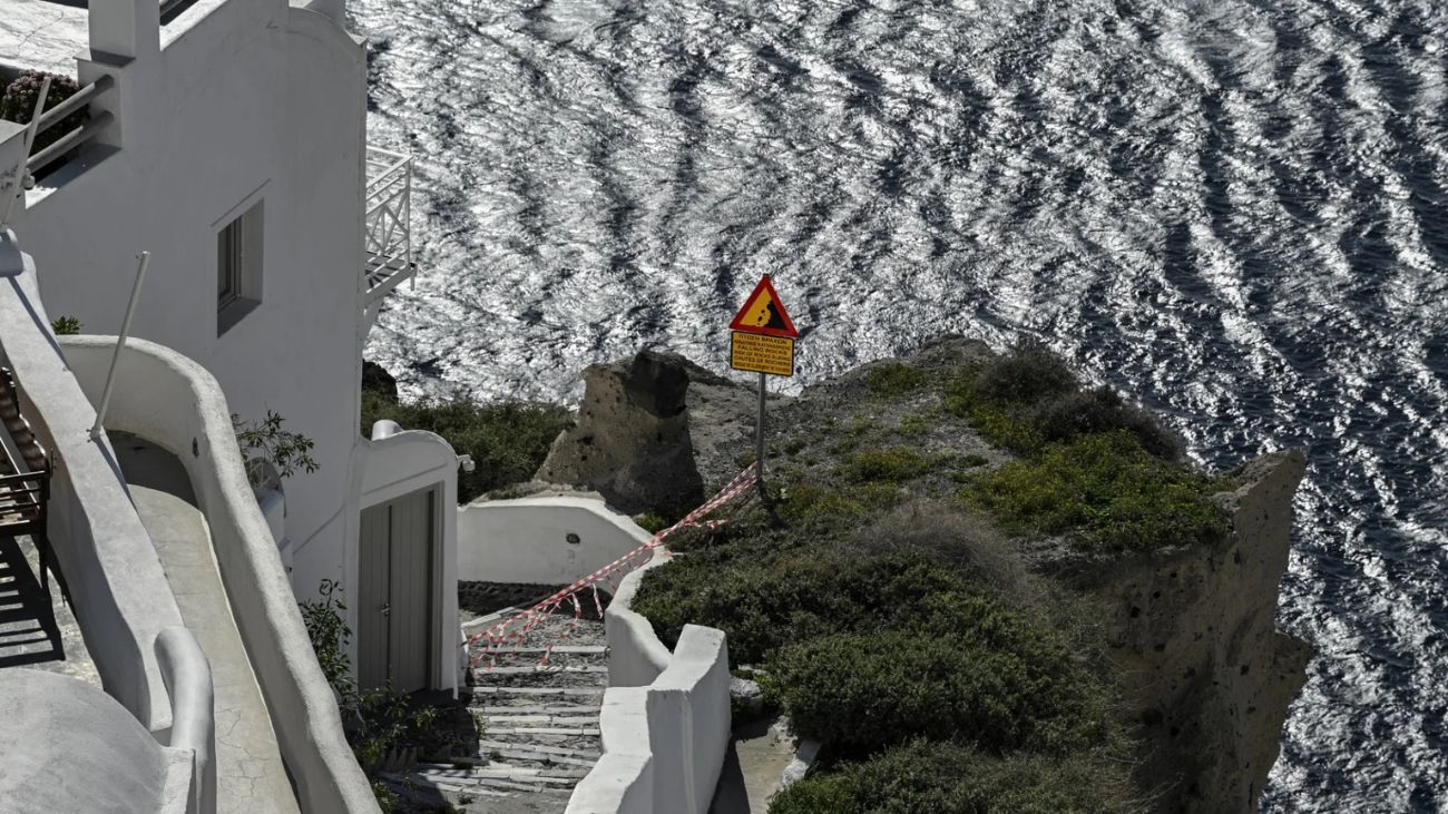 Santoorini enfrenta serie de sismos: más de 11,000 evacuados por seguridad Santoorini enfrenta serie de sismos: más de 11,000 evacuados por seguridad