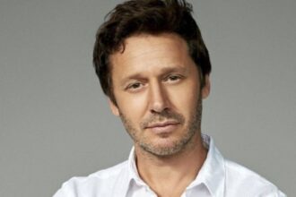 Benjamín Vicuña celebra cumpleaños de Magnolia en medio de controversias