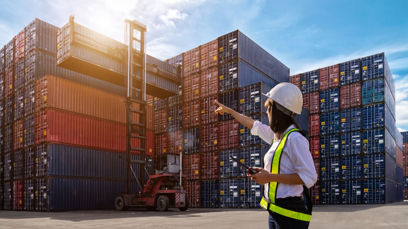 Exportaciones de Chile alcanzan récord histórico de US$10.431 millones en enero Exportaciones de Chile alcanzan récord histórico de US$10.431 millones en enero