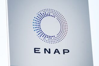 Enap invita a empresas a licitación para operación de sistemas de monitoreo de emisiones atmosféricas por 36 meses