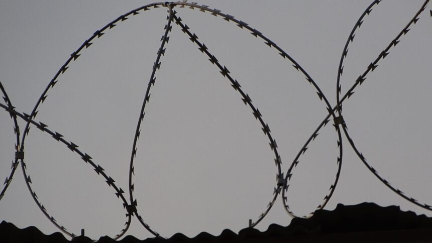 Traslado de reos a Bío Bío genera preocupación por falta de gendarmes