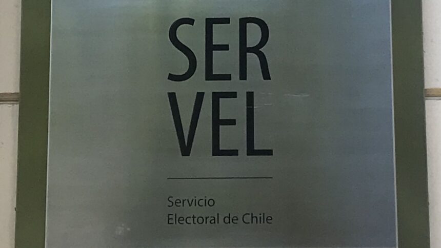 Servel retiene $257 millones al Frente Amplio por gastos rechazados