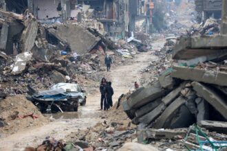 Hamás libera rehenes en cumplimiento del acuerdo de tregua en Gaza