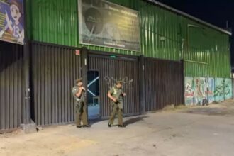 Triple homicidio frustrado a las afueras de un recinto deportivo