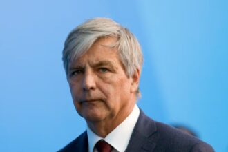 Harold Mayne Nicholls evalúa candidatura presidencial en Chile para llenar vacío político