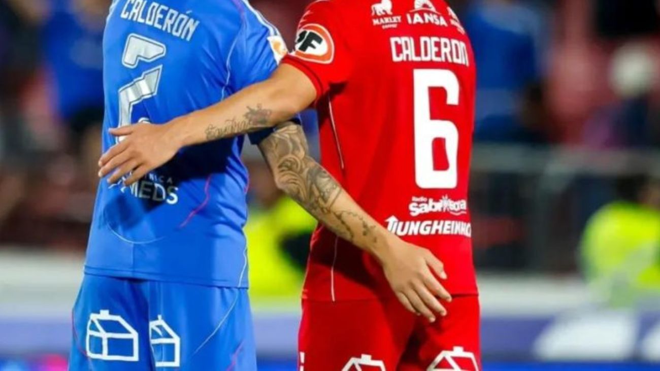 Universidad de Chile arrasa 5-0 a Ñublense en inicio triunfal Universidad de Chile arrasa 5-0 a Ñublense en inicio triunfal