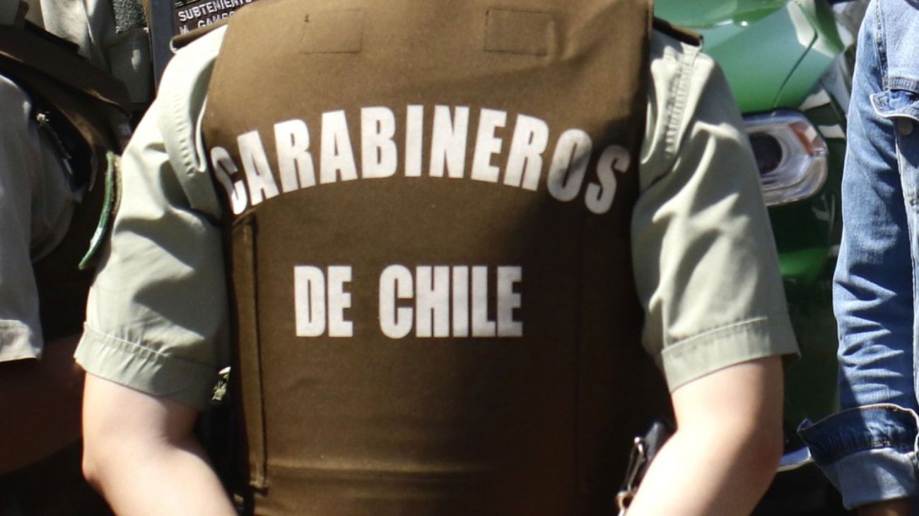 Carabinero de franco atacado con arma blanca en La Pintana Carabinero de franco atacado con arma blanca en La Pintana