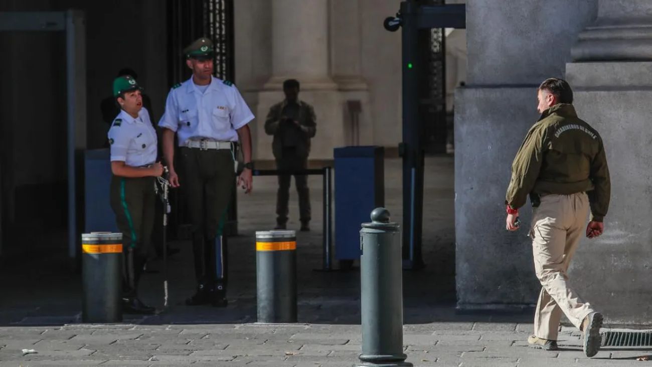 Homenaje en La Moneda: Presidente Gabriel Boric lidera emotiva misa Homenaje en La Moneda: Presidente Gabriel Boric lidera emotiva misa