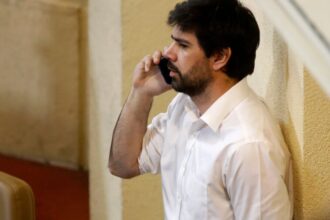 Revelan posible rol de Joaquín Lavín en gestión de Cathy Barriga