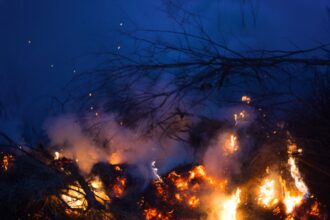 Siete incendios activos en La Araucanía: Desafío de combate persiste