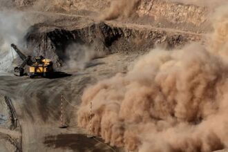 Avances en la eficiencia y reducción de emisiones en el sector industrial: testimonios demuestran mejoras significativas