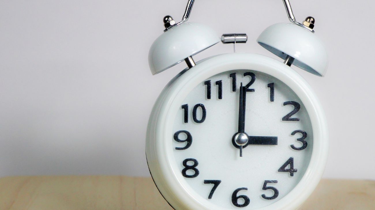 Prepárate: Cambio de Horario en Chile es Inminente