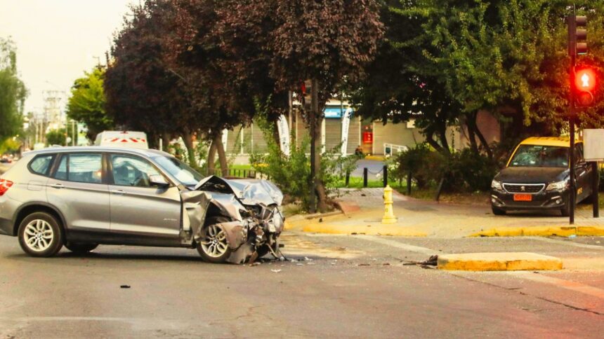 Riesgo vital para carabinero tras grave accidente en La Florida