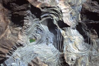 Codelco y Anglo American firman acuerdo para aumentar producción de cobre